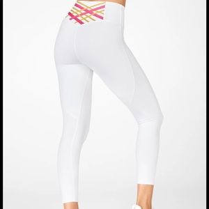 Fabletics boost 7/8 white leggings